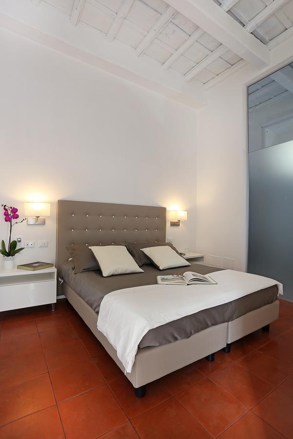 Bed and Breakfast Domus Croce Roma Exterior foto