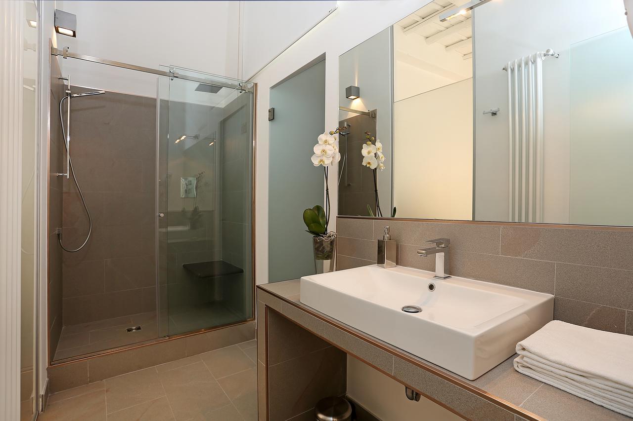 Bed and Breakfast Domus Croce Roma Exterior foto