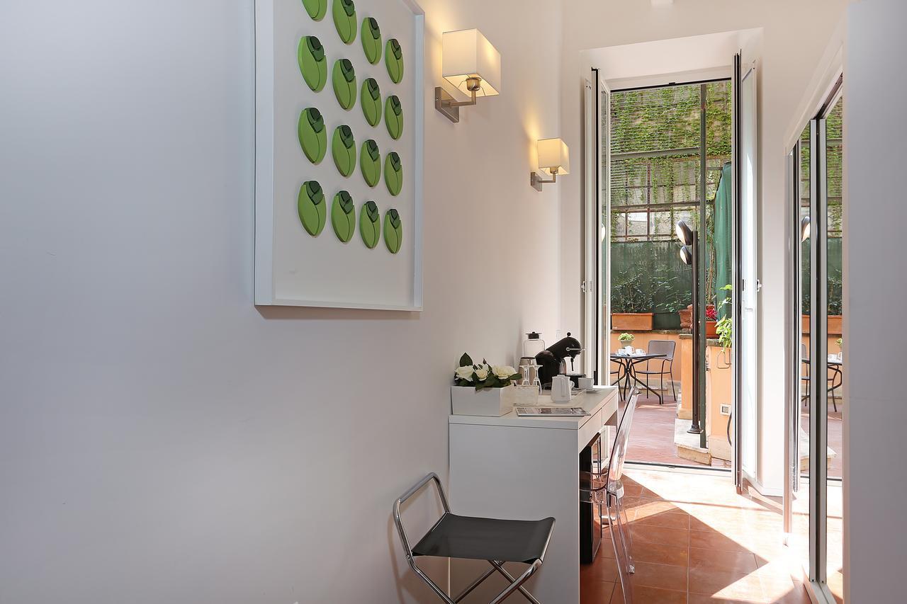 Bed and Breakfast Domus Croce Roma Exterior foto