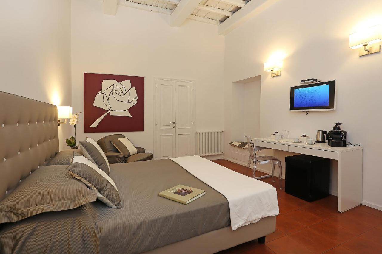 Bed and Breakfast Domus Croce Roma Exterior foto